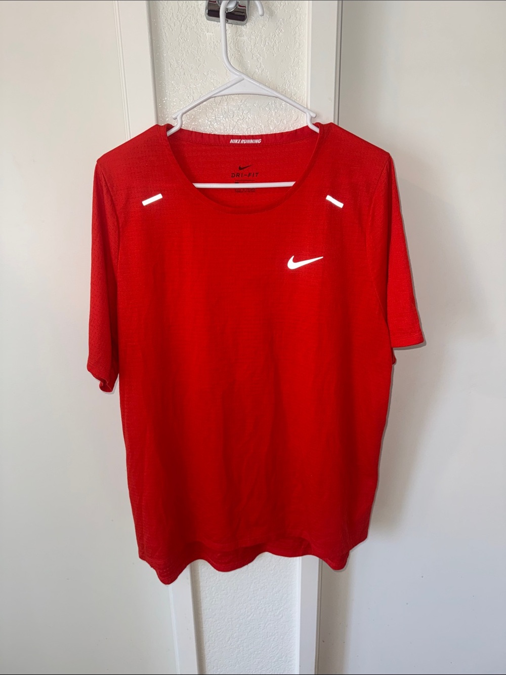 Nike Red Dri-FIT Short Sleeve Athletic Tee